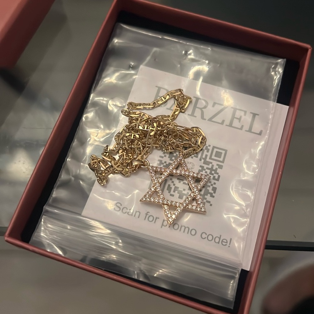 18 k gold plated Star of David charm necklace